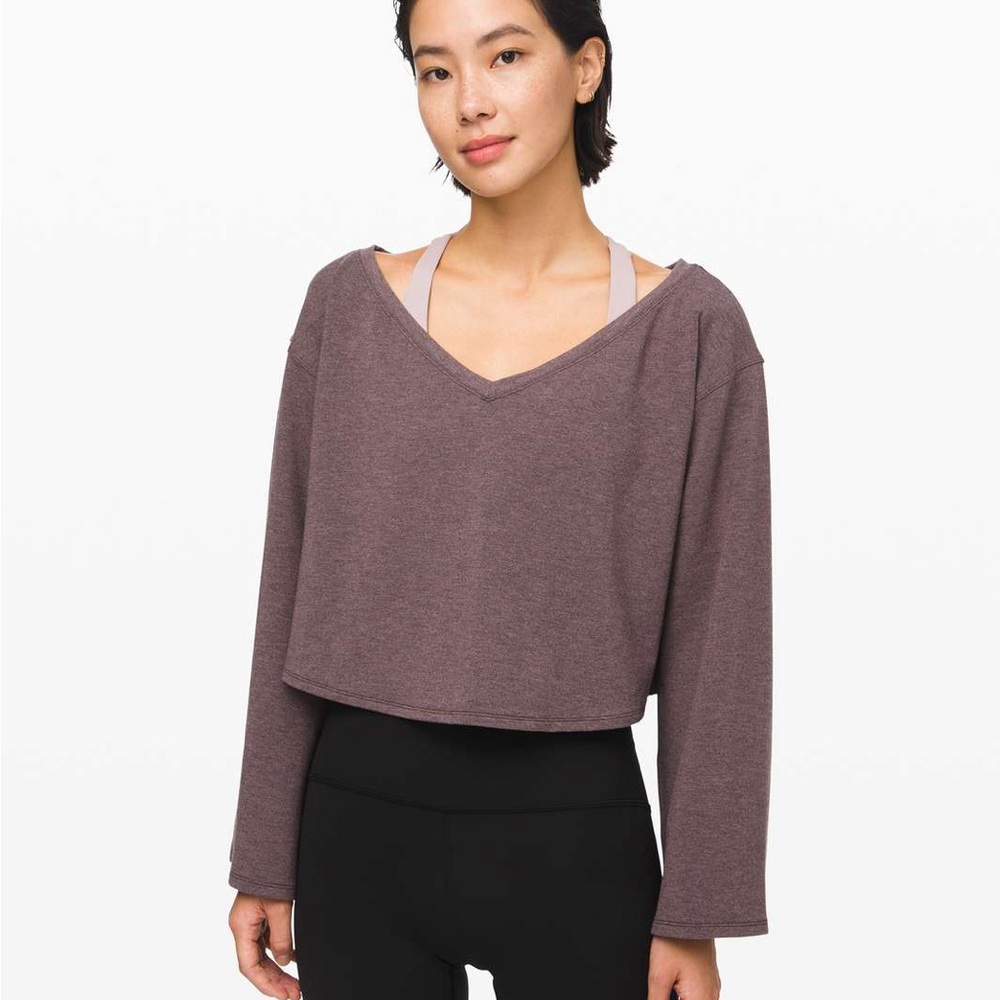 Lululemon Women's Brown V-Neck Top
